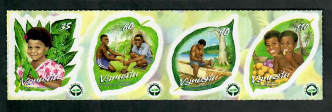 VANUATU 2002 Reforestation. Strip of 4 self adhesive. - 50907 - UHM image 0