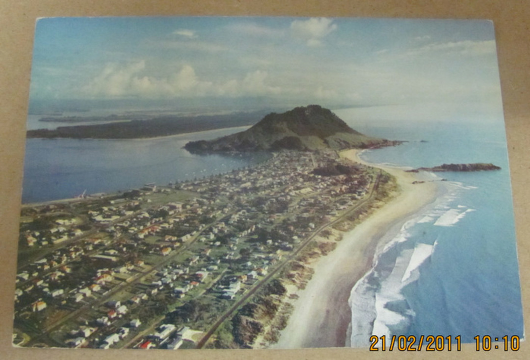 Modern Coloured Postcard by Gladys Goodall of Mt Maunganui. - 444217 - Postcard image 0