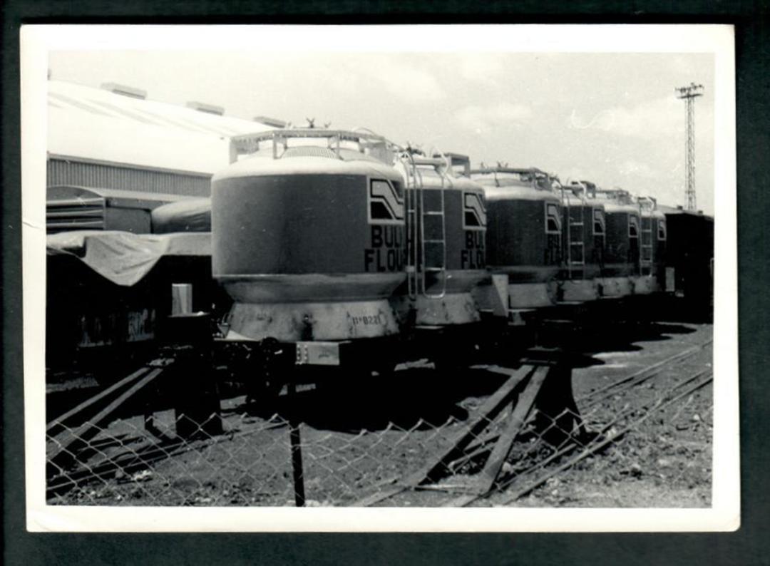 Private photograph of New Zealand Rail hoppers. - 40608 - Photograph image 0