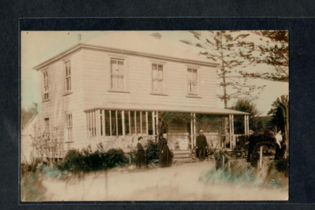 NEW ZEALAND Town Dwelling Real Photograph - 249758 - Postcard image 0