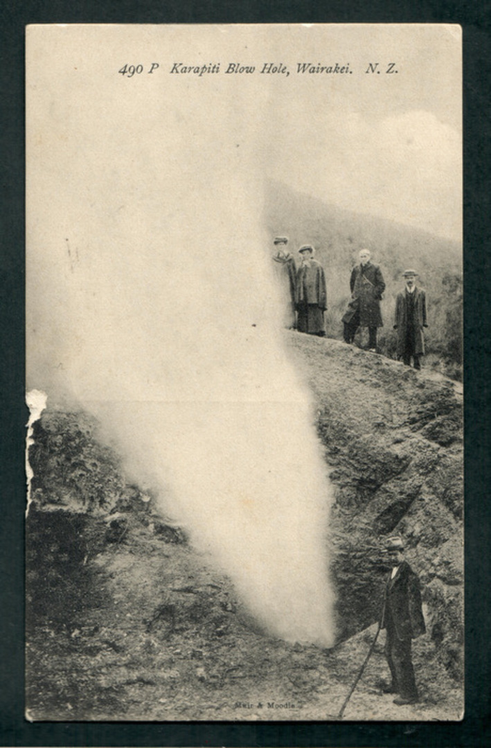 Postcard by Muir & Moodie of Karapito Blowhole Wairakei. - 46758 - Postcard image 0