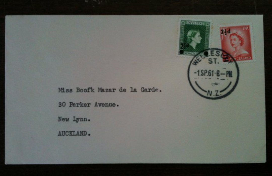NEW ZEALAND 1961 Elizabeth 2nd Official 2½d on 2d Green and Elizabeth 2nd Definitive 2½d on 3d Red on first day cover. - 34008 - image 0
