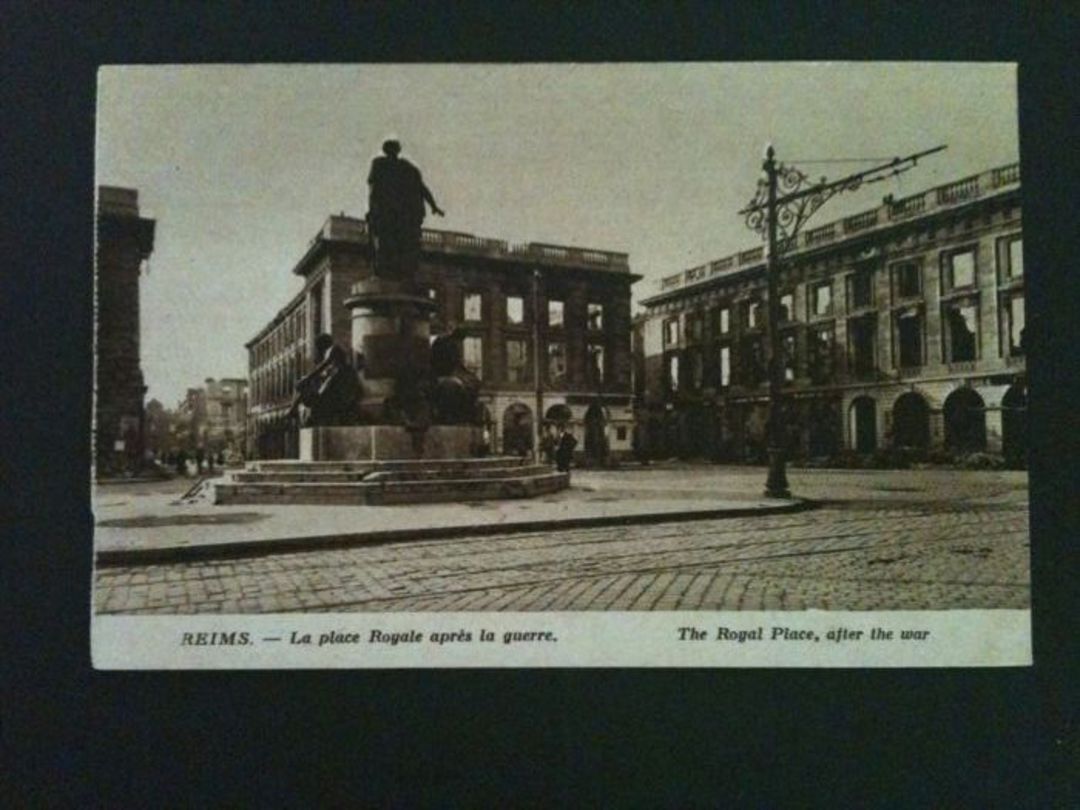 Postcards 6 of Reims showing damage to various Buildings from the War. - 40057 - Postcard image 2