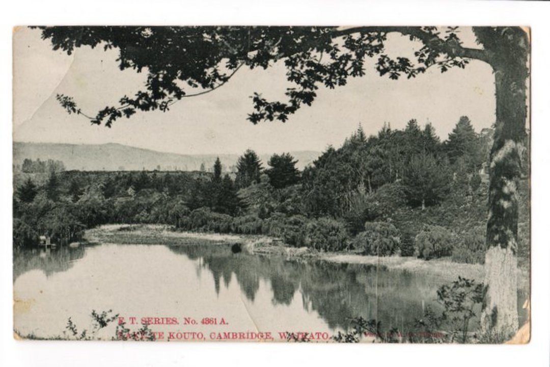 Postcard of Lake Te Koutu Cambridge. - 45697 - Postcard image 0