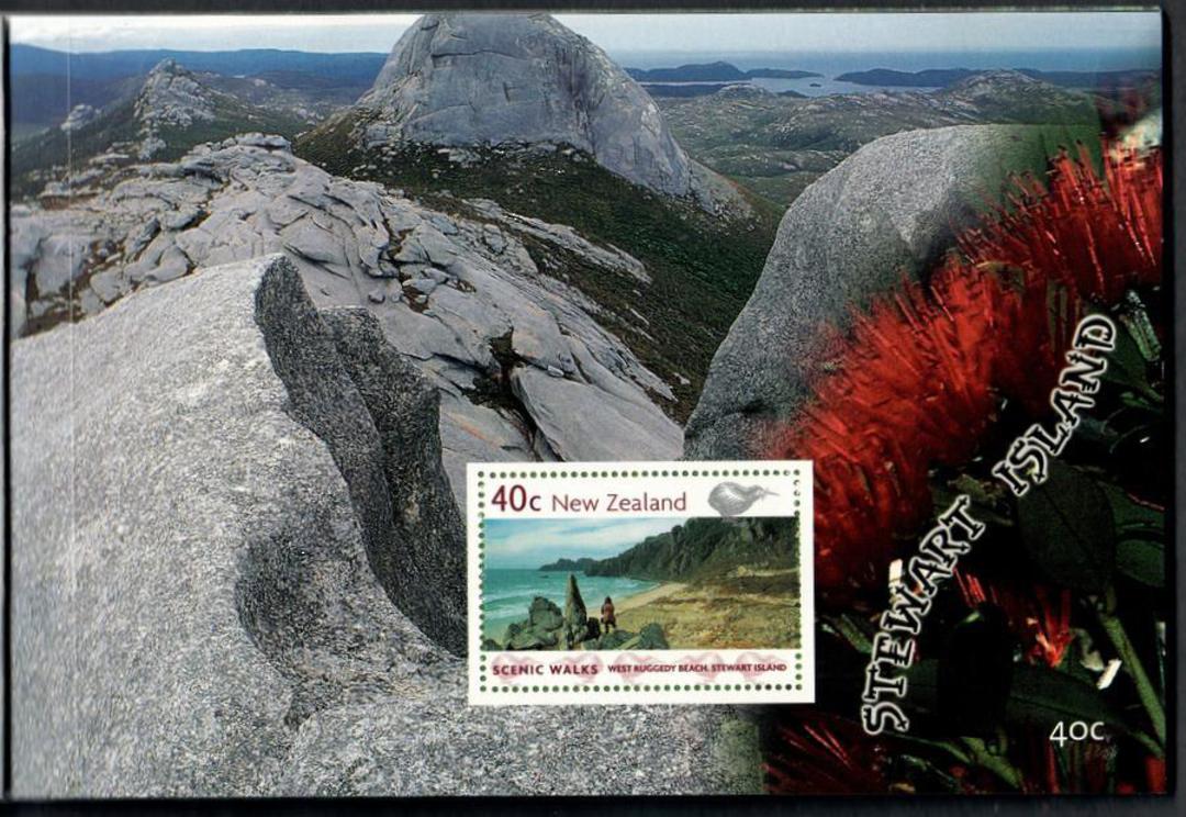 NEW ZEALAND 1999 Scenic Walks. Souvenir Miniature Sheet Booklet. - 135004 - Booklet image 1
