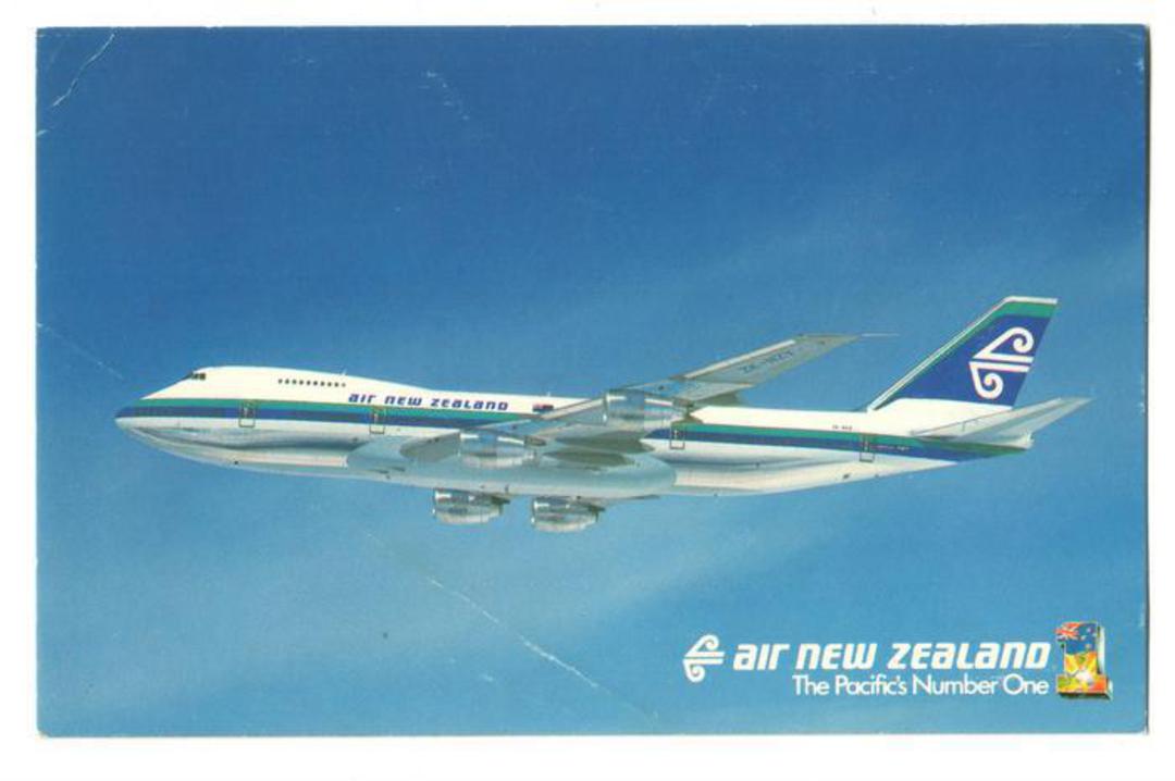 Coloured advertising postcard of Air New Zealand Boeing 747. - 40835 - Postcard image 0