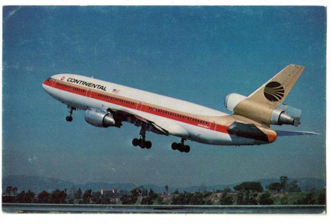 Coloured postcard of Continental McDonnell Douglas DC-10. - 40863 - Postcard image 0