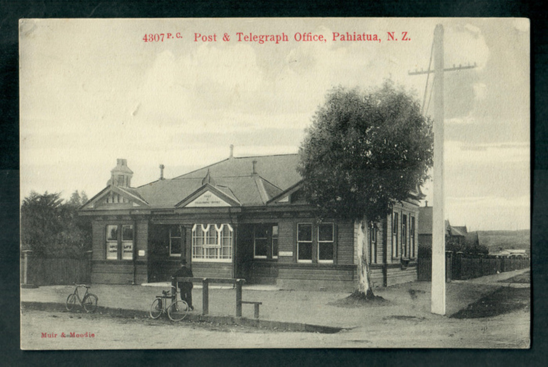 Real Photograph of Post and Telegraph Office Pahiatua. - 47855 - Postcard image 0