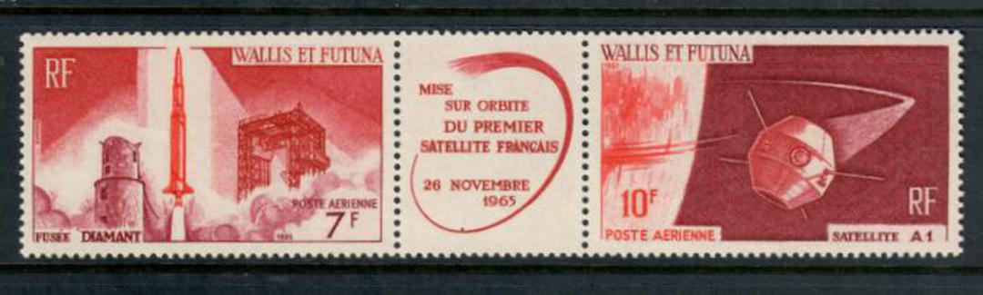WALLIS and FUTUNA ISLANDS 1966 Launching of the First French Satellite. Joined pair. - 50520 - UHM image 0