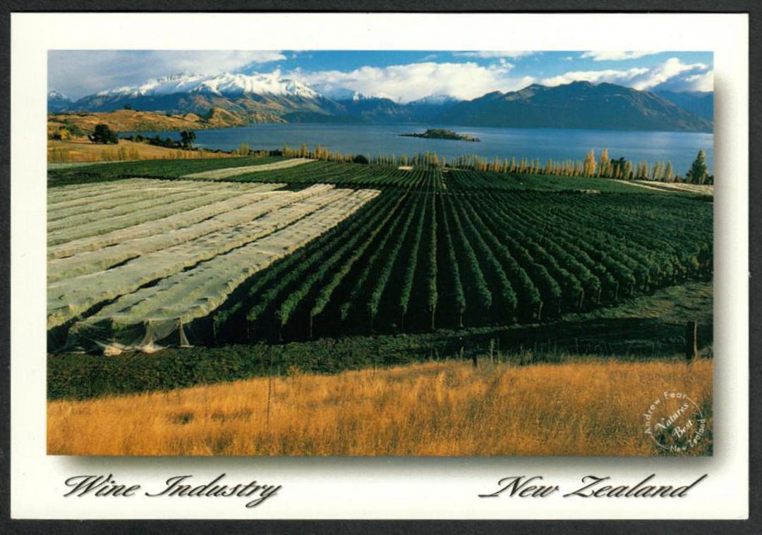WINE INDUSTRY New Zealand Modern Coloured Postcard. - 449785 - Postcard image 0
