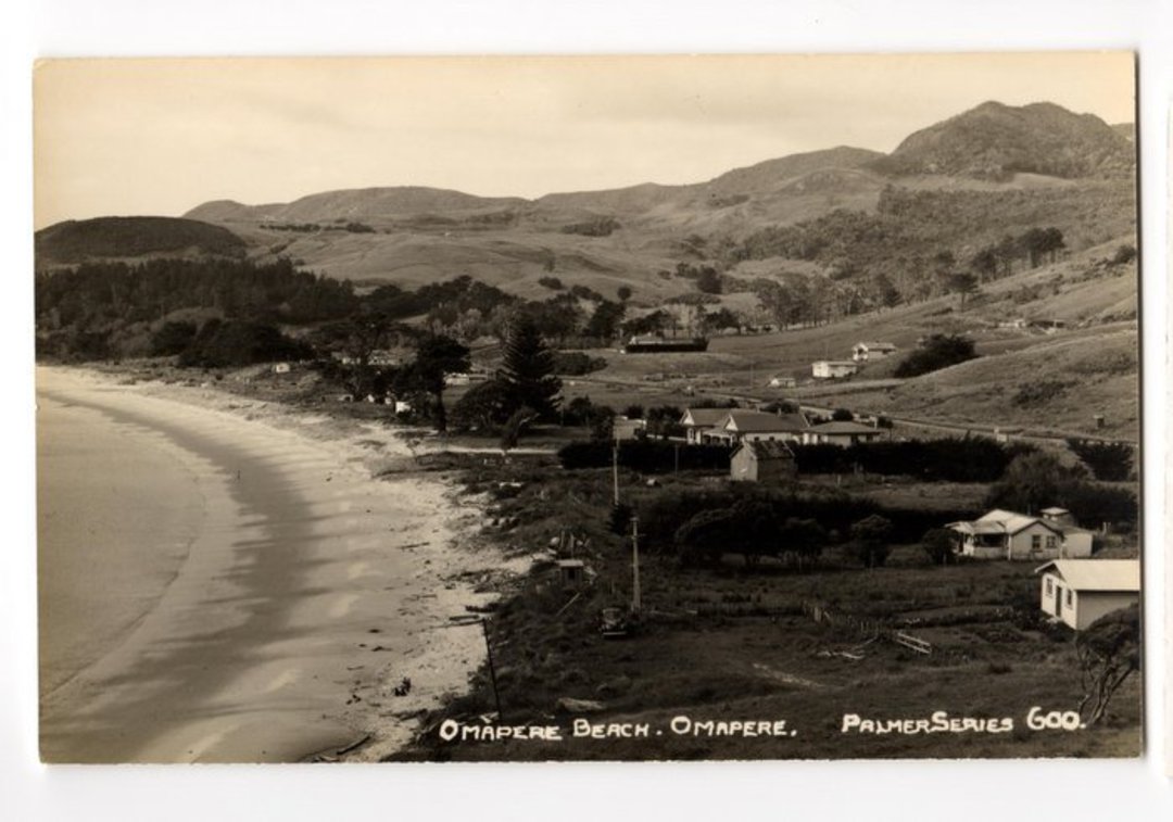Real Photograph by T G Palmer & Son of Omapere Beach Omapere. - 44956 - Postcard image 0