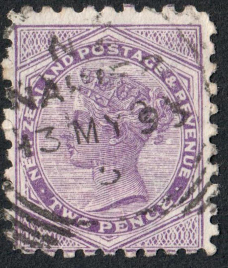 NEW ZEALAND 1882 Victoria 1st Second Sideface 2d Mauve. Perf 10. Secnd setting. Ask for Patent Odourless Waterproofs. - 3952 - F image 0