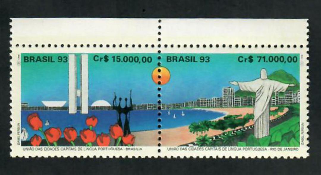 BRAZIL 1993 Union of Portuguese Speaking Capitals. Joined pair. - 51080 - UHM image 0