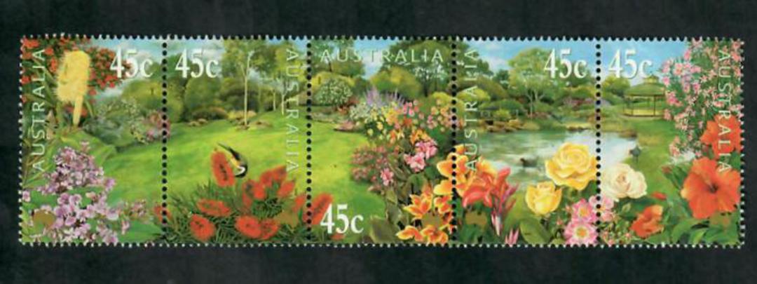 AUSTRALIA 2000 Gardens. Strip of 5. - 51192 - UHM image 0