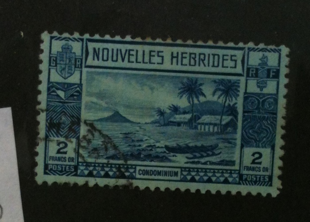 NOUVELLES HEBRIDES 1953 Definitive 2f Blue on pale green. - 72035 - VFU image 0