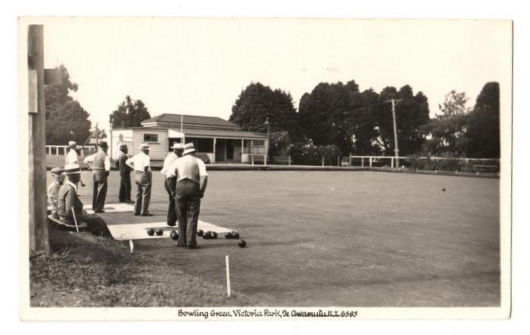 Real Photograph by A B Hurst & Son of Bowling Green Te Awamutu. - 45800 - Postcard image 0