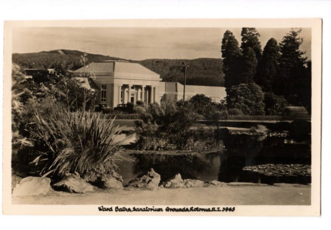 Real Photograph by A B Hurst & Son of Ward Naths Sanatorium Grounds Rotorua. - 46180 - Postcard image 0