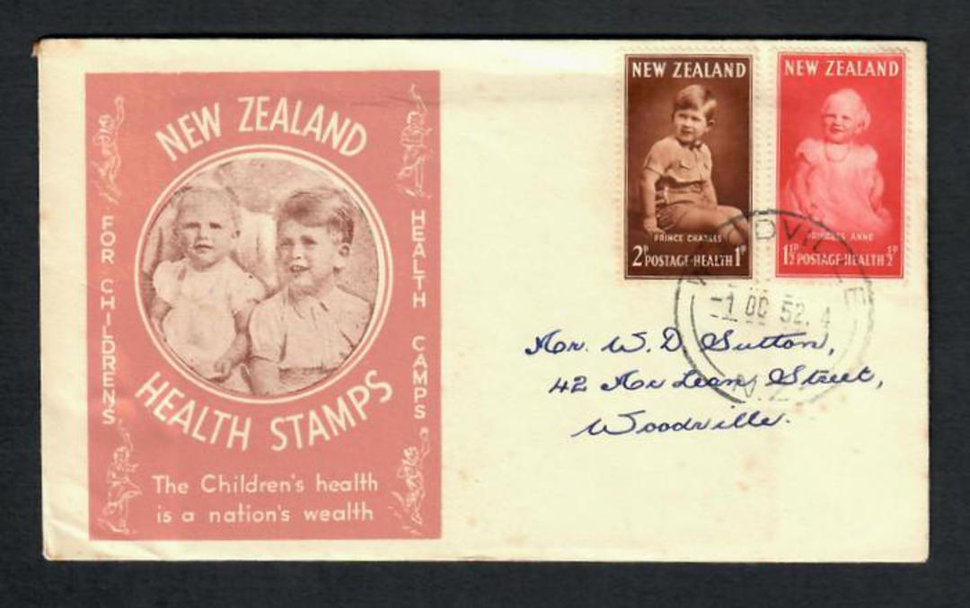 NEW ZEALAND 1952 Health. Set of 2 on illustrated first day cover. - 31568 - FDC image 0