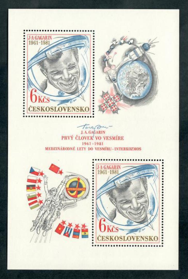 CZECHOSLOVAKIA 1981 20th Anniversary of the First Manned Space Flight. Miniature sheet. - 50683 - UHM image 0