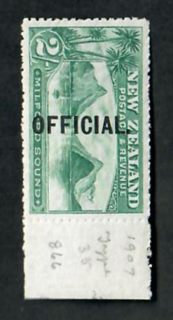 NEW ZEALAND 1898 Pictorial Official 2/- Green. Copy at right margin. Brilliant colour. Faint gum creases. Well above average. - image 0