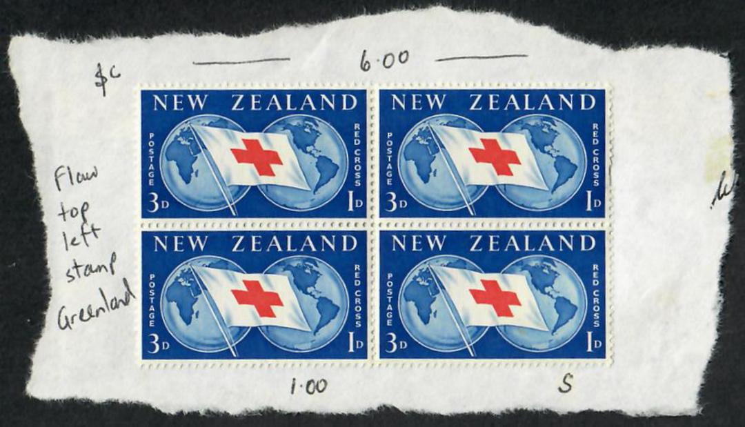 NEW ZEALAND 1963 Red Cross. Block of 4 with the "Greenland" flaw. - 21890 - Mint image 0