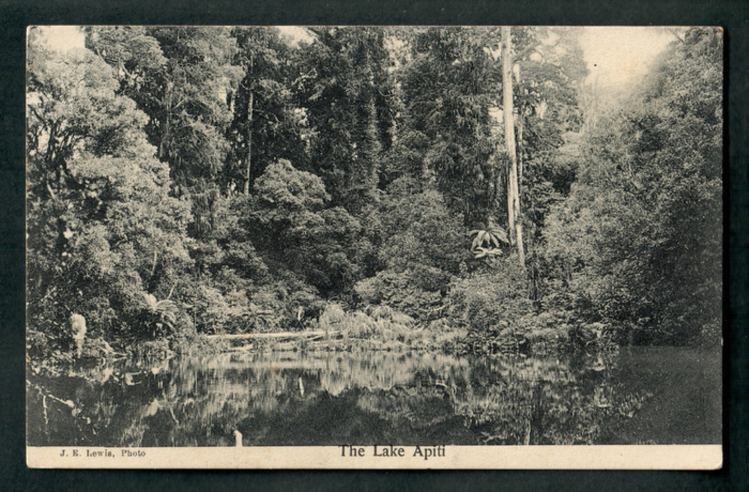 Postcard of Ther Lake Apiti. - 47272 - Postcard image 0