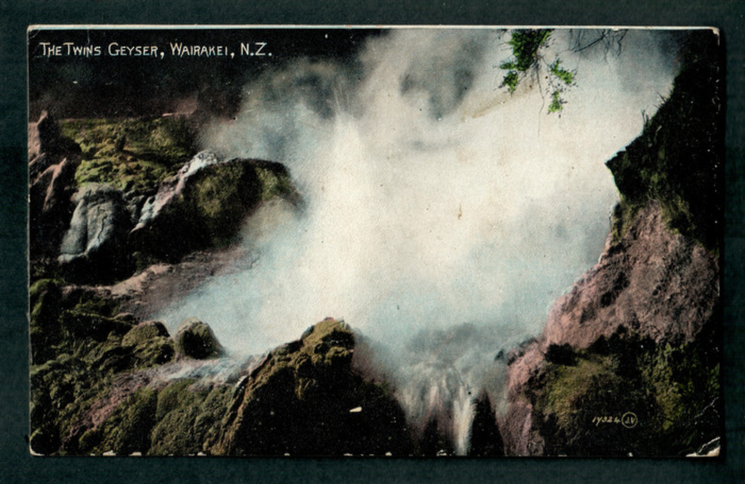 Coloured postcard of the Twins Geyser Wairakei. - 46738 - Postcard image 0