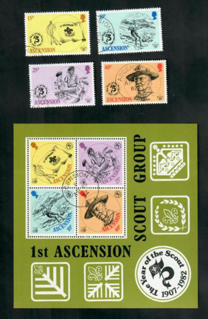 ASCENSION 1982 75th Anniversary of the Boy Scouts. Set of 4 and miniature sheet. - 51139 - VFU image 0