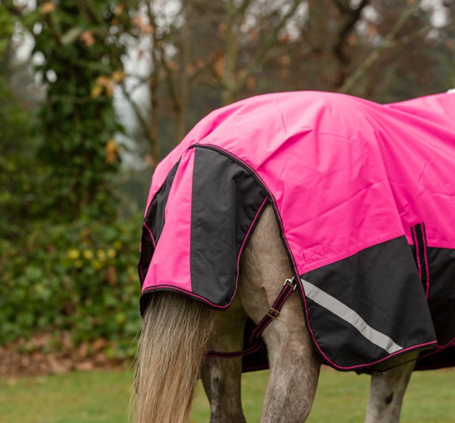 NZ Tack Duke 1200D Pink Combo - 50gm Fill image 2