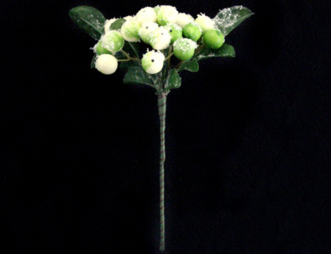 White & Green Berry & Leaf Pick 14cm image 0