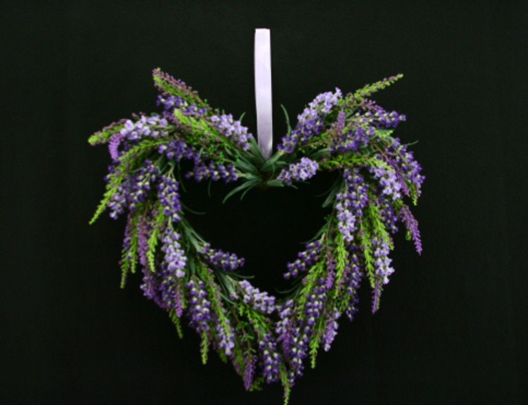 Lavender Heart Wreath 31cm image 0