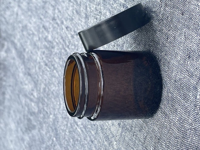 Amber glass pot - black lid: 30ml image 0