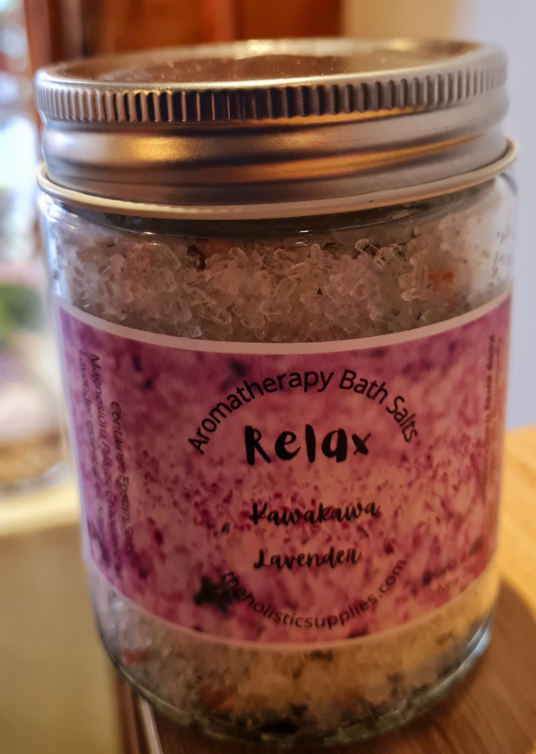 Relax Kawakawa Lavender Bath Salts image 0