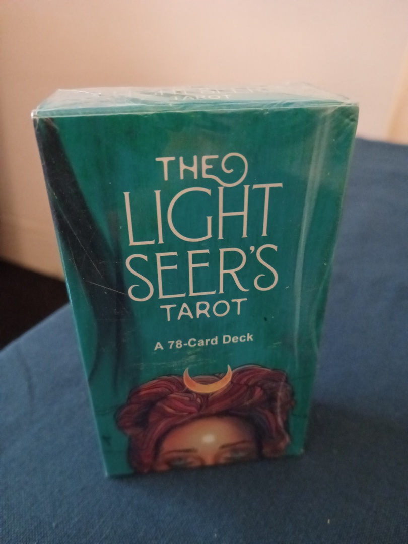 The light seers Tarot (in stock) image 0