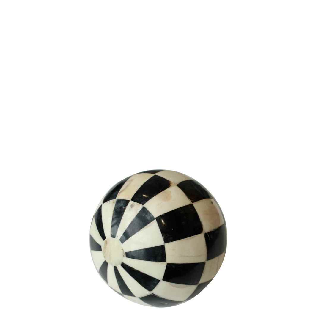 BONE BALL 12CM BLACK & WHITE FIN image 0