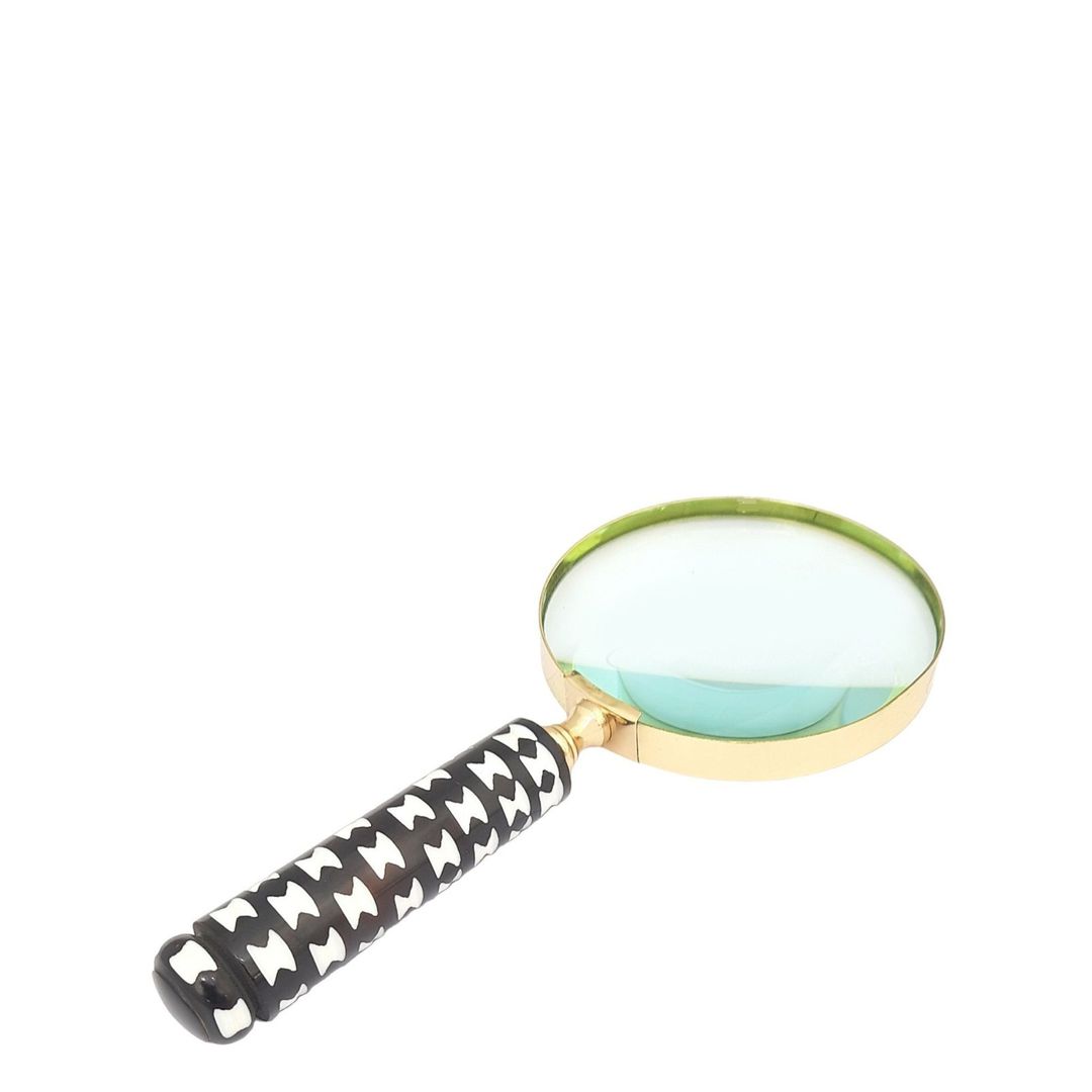 RESIN HANDLE BRASS MAGNIFIER image 0