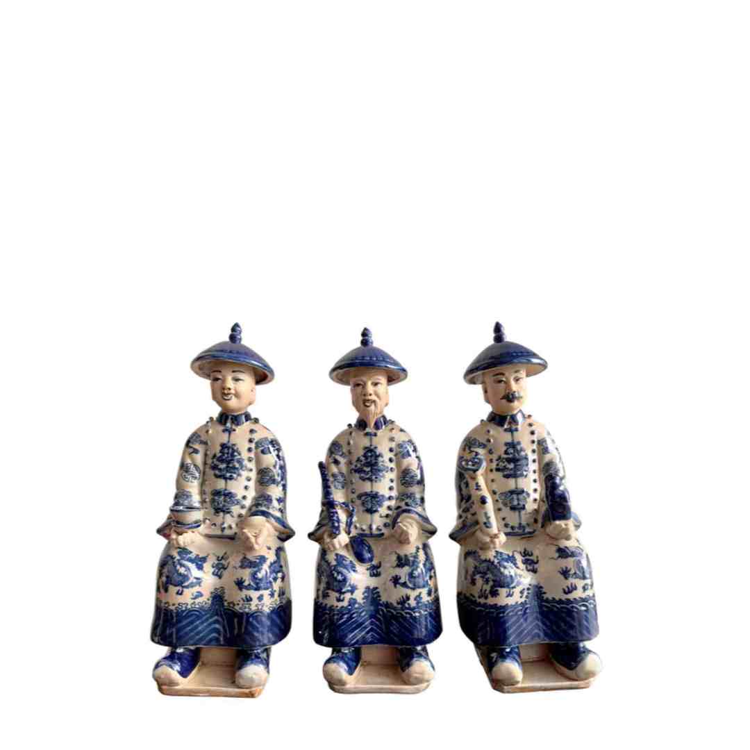 FIGURINES B&W SITTING DOWN SET 3 image 0