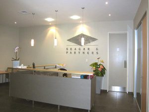 Reception Design Layout / Commercial Office Designers