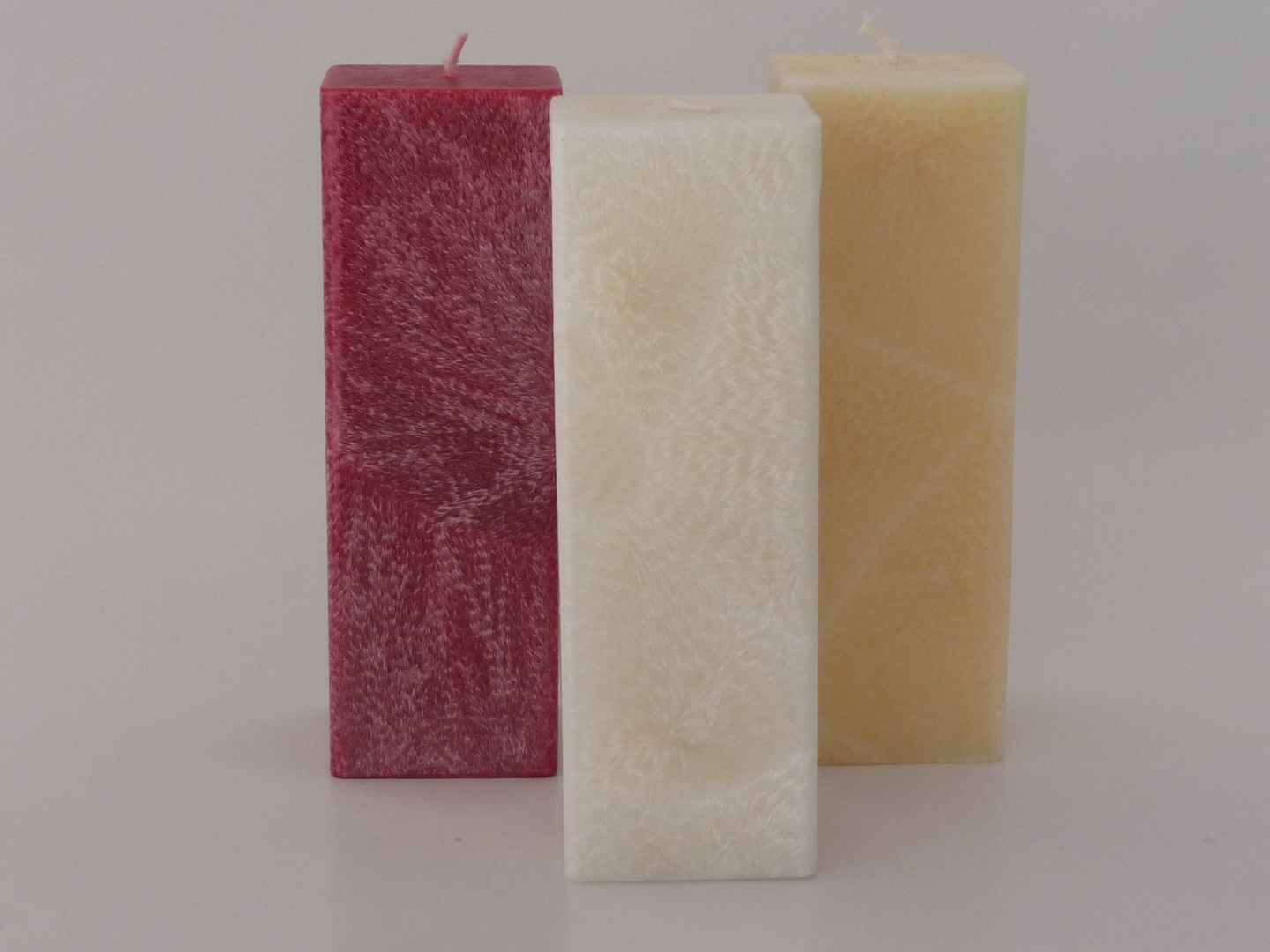 Square Candle Red cranberry fragrance. image 0