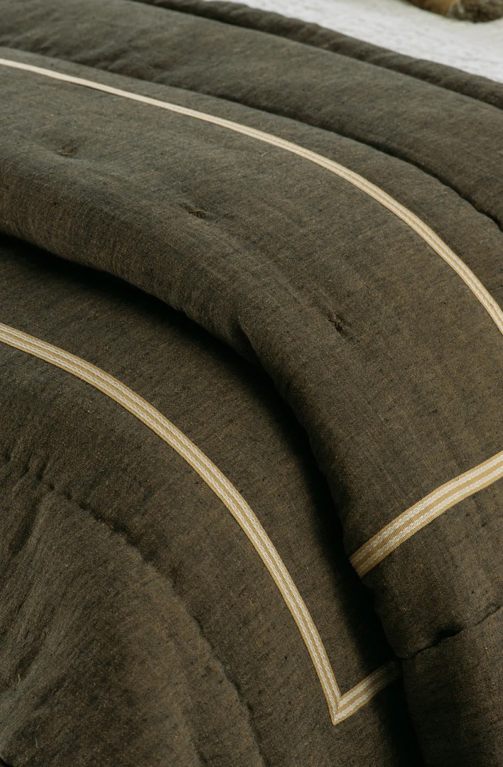 Bianca Lorenne - Luchesi Comforter (Cushion-Eurocases Sold Separately) - Bronze image 1