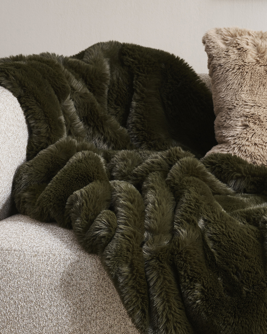 Baya | Pele Faux Fur Throw | Seaweed image 1