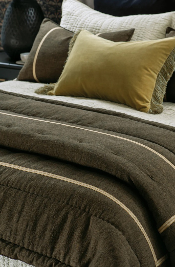 Bianca Lorenne - Luchesi Comforter (Cushion-Eurocases Sold Separately) - Bronze image 0