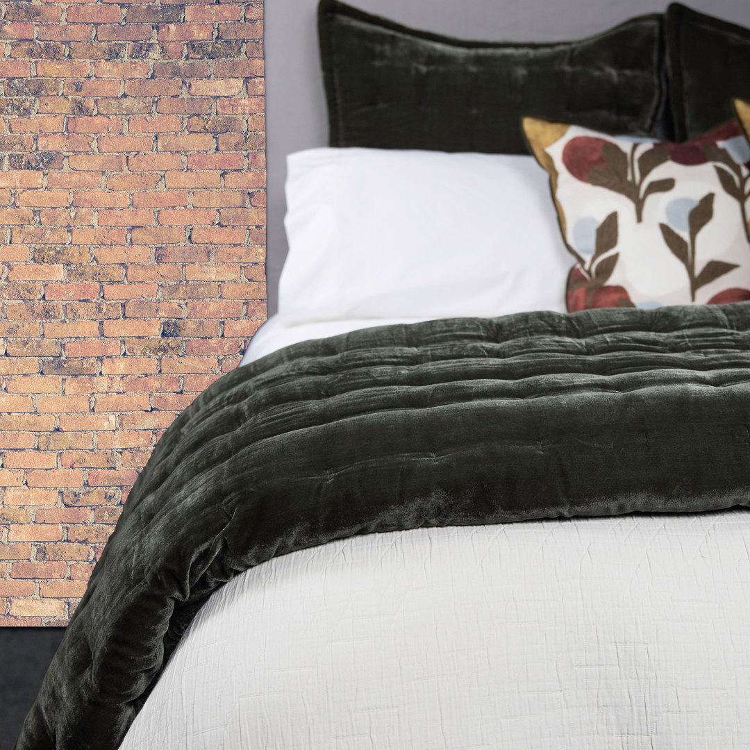 Seneca - Pin Velvet Comforter - Forest Green image 0