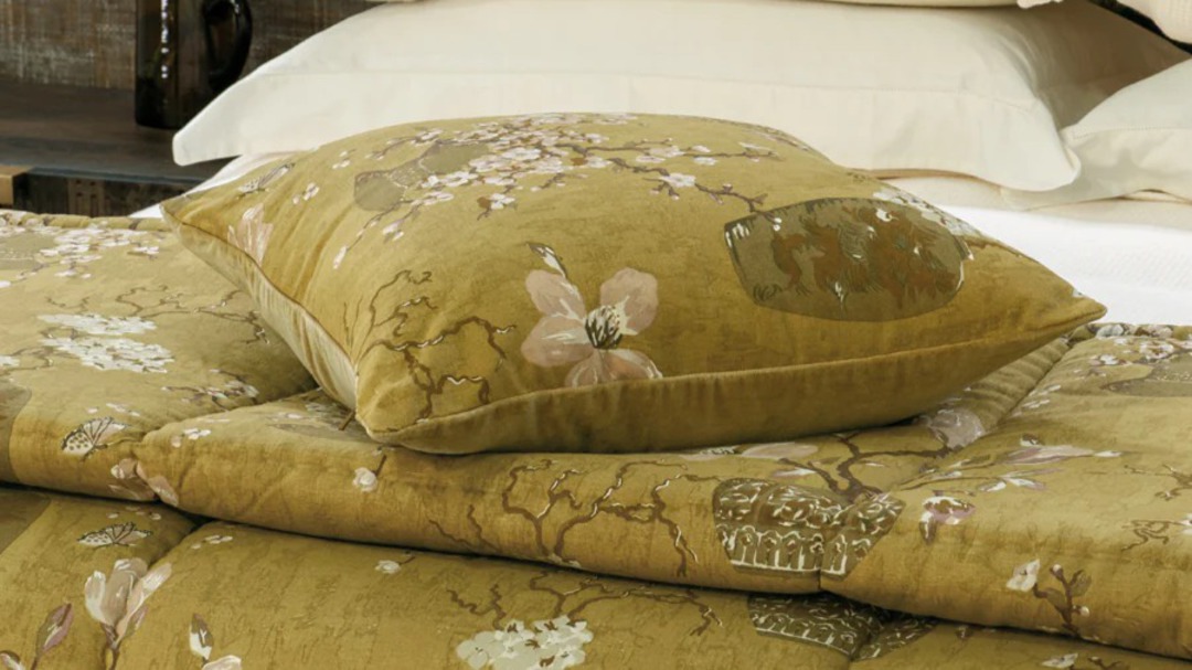 Bianca Lorenne - Ikebana Comforter (Cushion-Eurocases-Pillowcases Sold Separately) - Ochre image 1