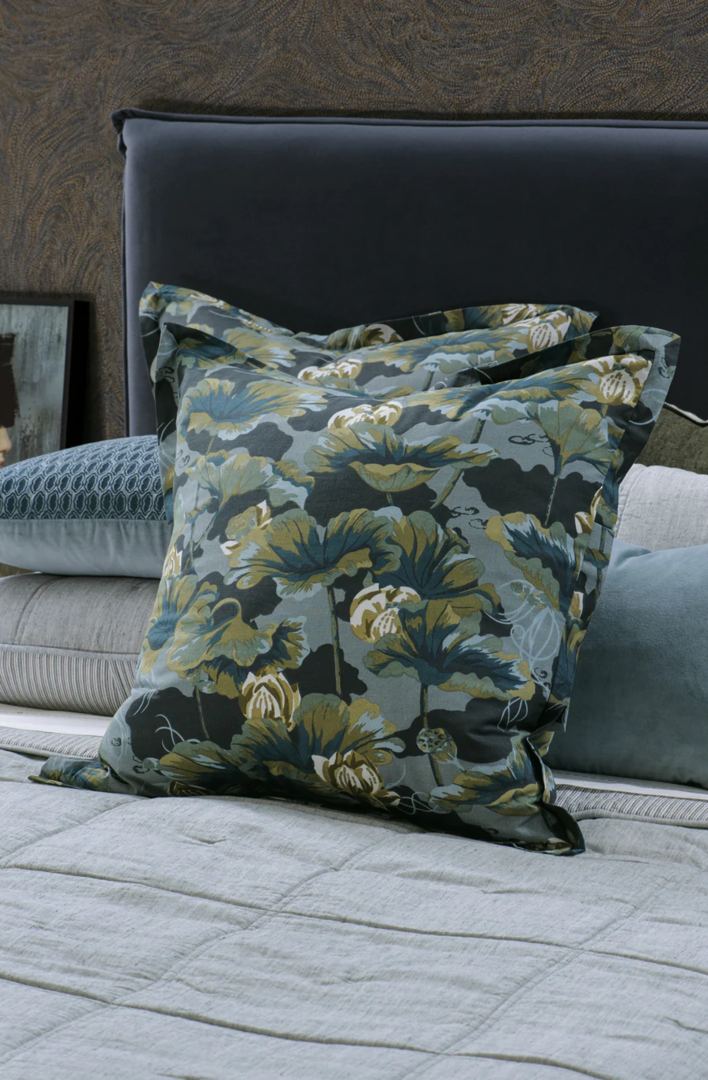 Bianca Lorenne - Waterlily Ocean Comforter (Cushion-Pillowcases-Eurocases Sold Separately) image 3