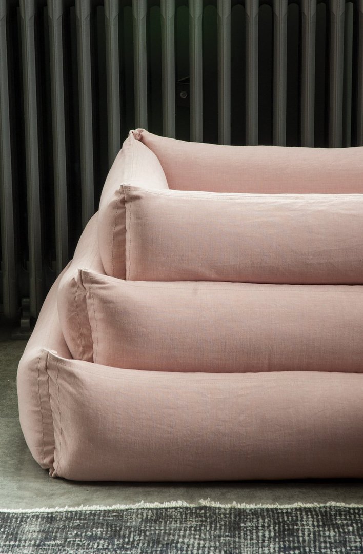 Bianca Lorenne - Pet Bed - Pink Chambray image 1