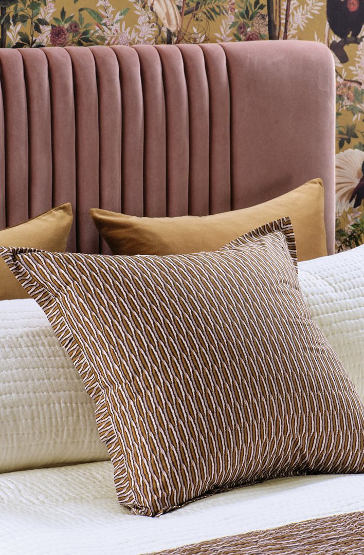 Bianca Lorenne - Kumo - Coverlet - Rose Gold image 2