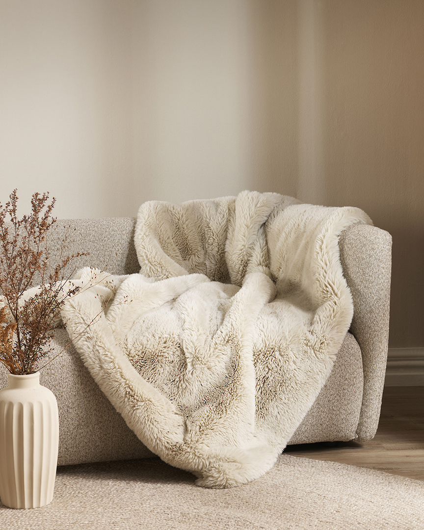 Baya | Pele Faux Fur Throw | Ecru image 0