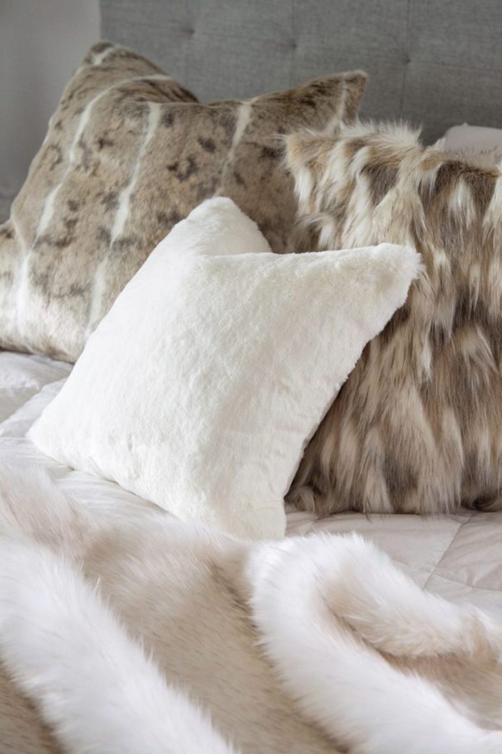 Heirloom Exotic Faux Fur - Cushion/ Throw - Polar Bear image 3