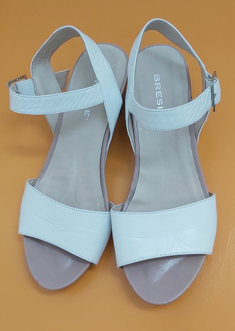 Bresley White Summer Sandals image 0